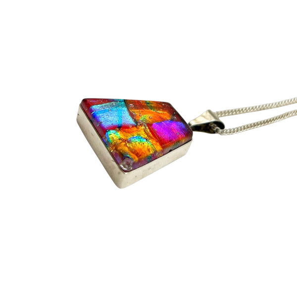 Magnifique pendentif en verre dichroïque orange et violet