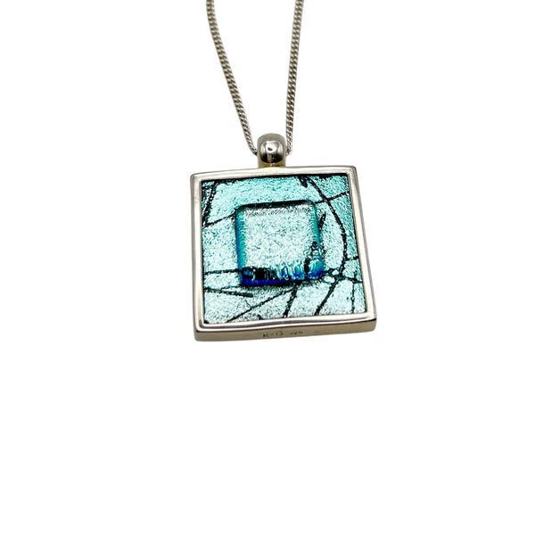 Pendentif saisissant en verre dichroïque turquoise